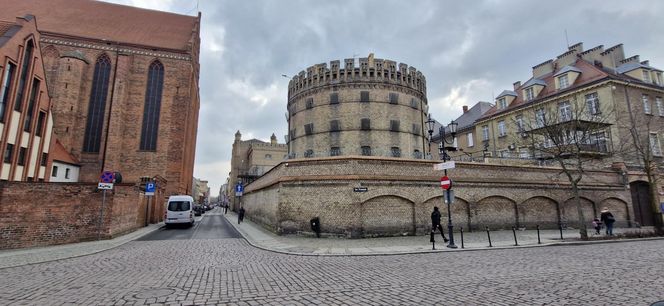 Nie ma Torunia bez Okrąglaka. Kapitan zdradza tajemnice aresztu śledczego. Nieznane historie