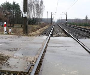 Makabryczny wypadek w Manach. Anielka i Jasio spoczęli w trumnie z mamusią. Minęły dwa lata od tej tragedii