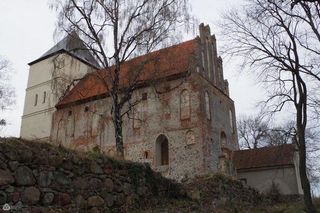 Zabytkowa brama w Bezławkach to unikat w skali kraju. Otrzymała dofinansowanie na remont