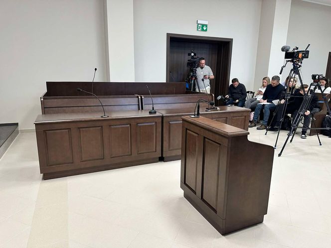 Adwokat zszokował słowami o trumnach na kółkach. Trwa proces