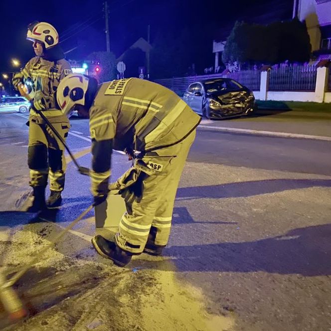 Czołowe zderzenie w powiecie wodzisławskim. Sześć osób poszkodowanych