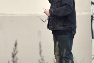 Zbigniew Zamachowski walczy z komarami