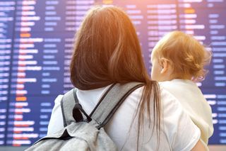 Wygląd dziecka sprawił, że rodziny nie wpuszczono na pokład samolotu. Musieli szukać innego połączenia do Londynu