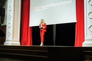 Konferencja TEDxYouth w II Liceum Ogólnokształcącym im. Stefana Batorego w Warszawie