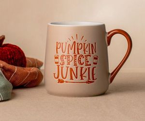 Kubki z motywem jesieni