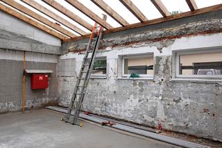 Remont garażu dla karetek Sądeckiego Pogotowia Ratunkowego