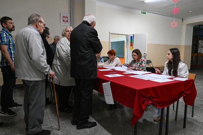 Wybory prezydenckie 2025. Tak głosują Polacy