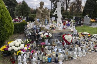 Te groby robią wrażenie