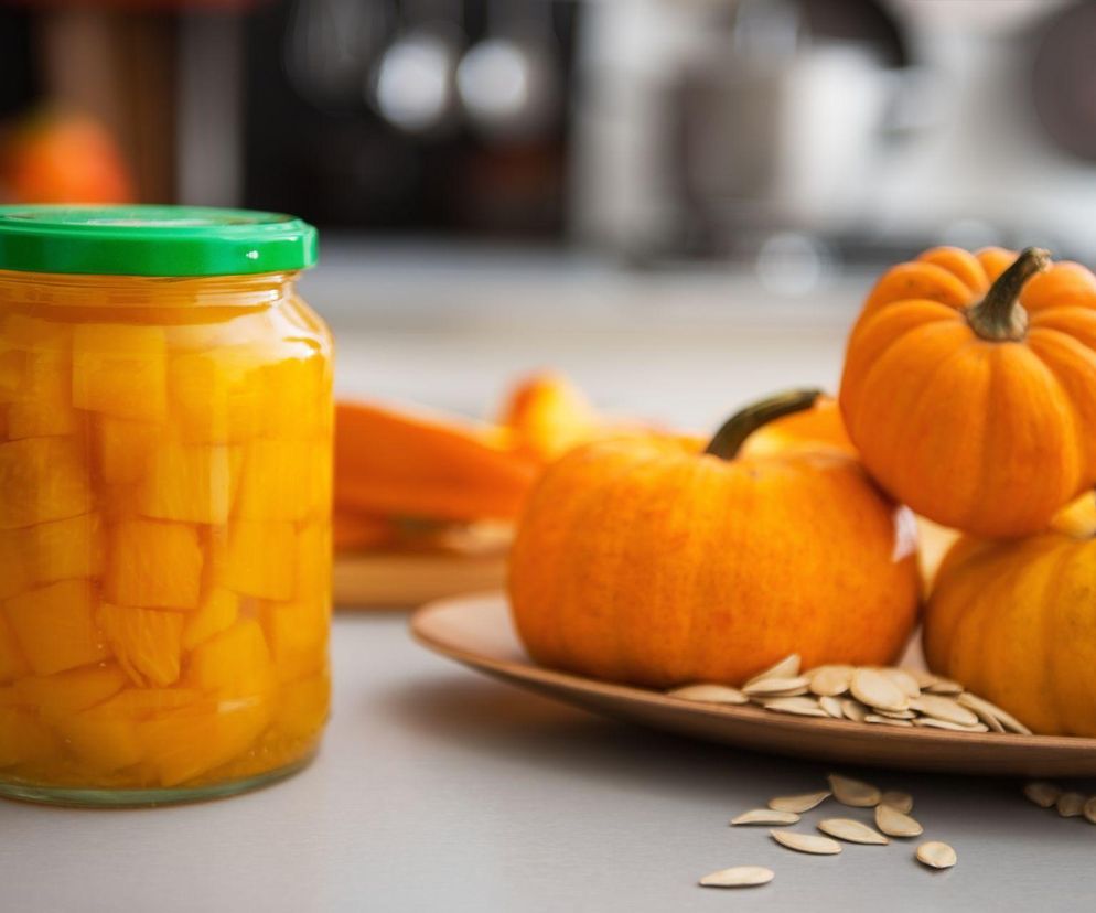 Kiszona dynia. Prosty przepis na pyszną i zdrową przekąskę ze słoika