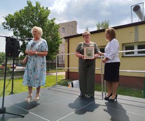 Przez lata ŚDS w Siedlcach działał w dwóch lokalizacjach, teraz już oficjalnie funkcjonuje w jednym miejscu, w budynkach dostosowanych do potrzeb osób z niepełnosprawnościami. 