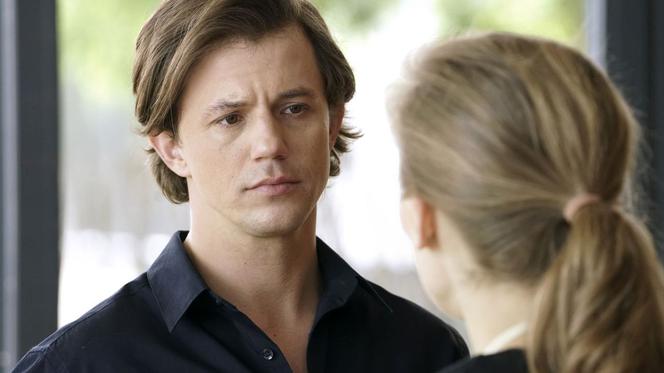 Barwy szczęścia odc. 2153. Tadeusz (Jakub Mróz), Renata (Anna Mrozowska)