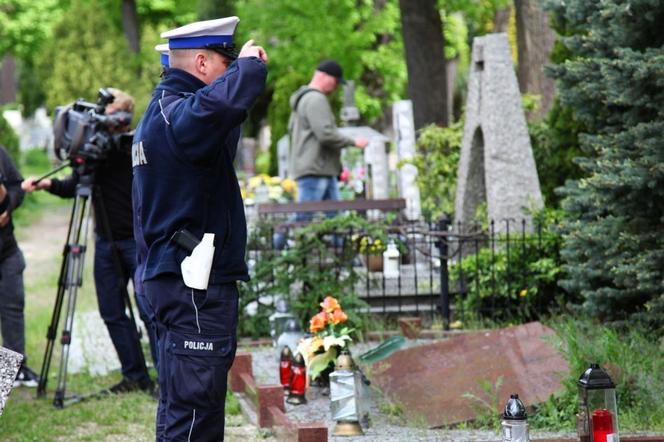 Żary. Ocalił grupę studentów, ale zginął w katastrofie helikoptera. Koledzy pamiętają o policjancie [ZDJĘCIA]