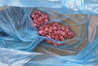 Dwaj bydgoszczanie zatrzymani za związek z narkotykami. Mundurowi zabezpieczyli blisko 5 kg MDMA! [ZDJĘCIA]
