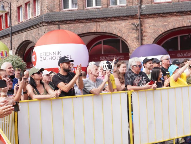 Tour de Pologne 2025. Start w Katowicach Nikiszowcu