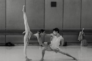 Tancerzy z Opery Nova zobaczymy w filmie „Święto ognia”, a na bydgoskiej scenie w balecie „Szepty i cienie”