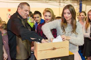 Gwiazdy pomagają dzieciom