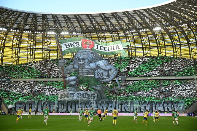 Derby Trójmiasta. Tak bawili się kibice na meczu Lechia Gdańsk - Arka Gdynia [ZDJĘCIA]