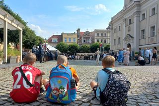 Trwają obchody Święta Policji w Lesznie. Świętują policjanci i policjantki