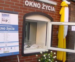 Kilkumiesięczne dziecko we wrocławskim Oknie Życia. Znaleźli przy nim tylko jedną rzecz