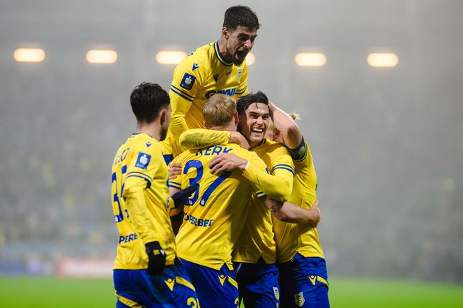 Arka Gdynia - Lech Poznań: Zdjęcia kibiców z meczu 15. kolejki PKO BP Ekstraklasy