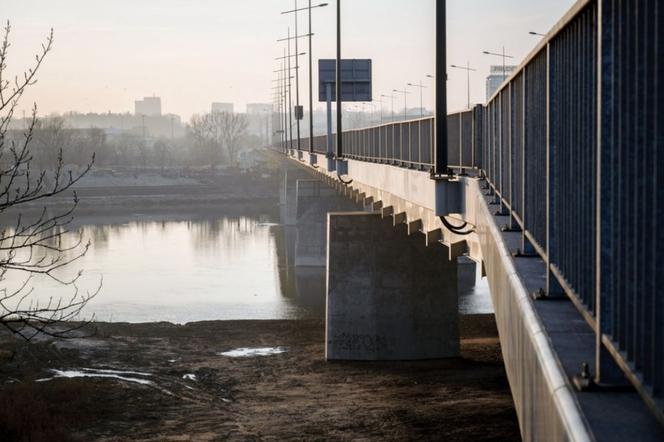 Kładka pieszo-rowerowa pod mostem Łazienkowskim