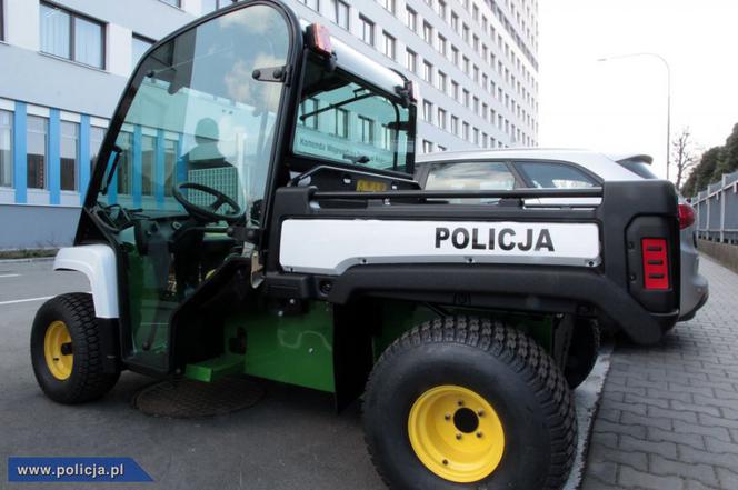 John Deere Gator TE - radiowóz policji