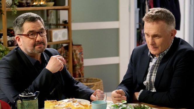 M jak miłość odc. 1873. lekarz Marek (Tomasz Traczyński), Artur Rogowski (Robert Moskwa)