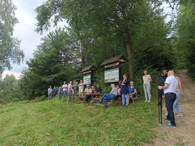 Protestują przeciwko platformy wieży widokowej 