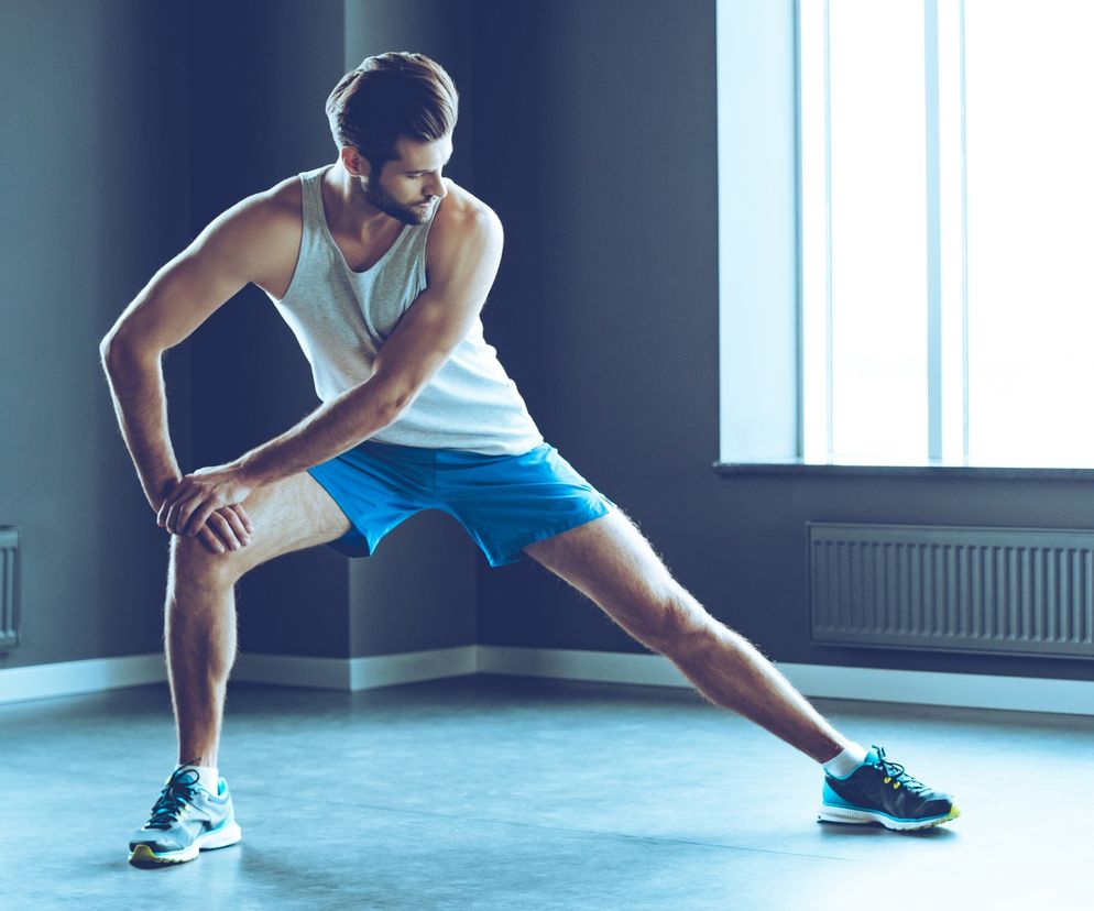 Ćwiczenia statyczne podczas rozgrzewki kulturystycznej służą pobudzeniu dróg nerwowych w mięśniach.