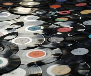 Zobacz, jak znasz polski rock lat 80. Czy zdobędziesz 7 punktów?