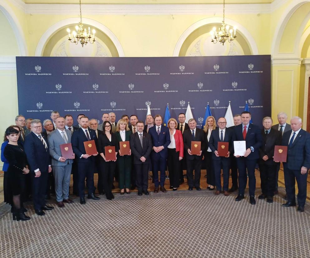 Uroczystość wręczenia aktów nadania statusu praw miejskich