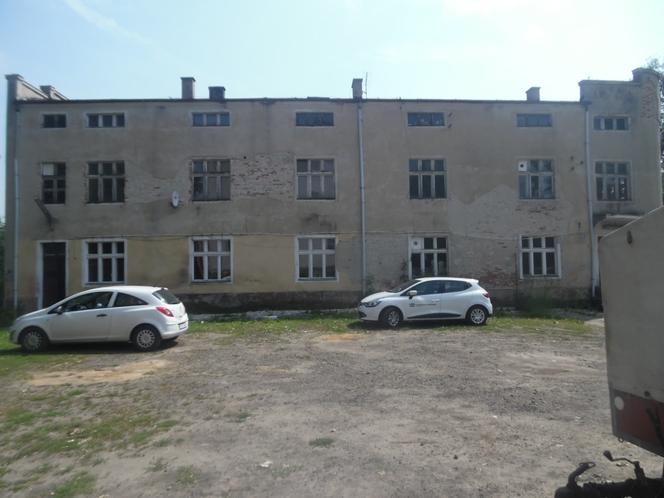 Działka z byłą przychodnią lekarską w Ścinawie