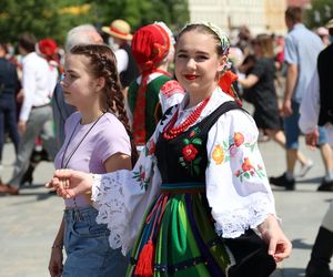 420 par zatańczyło tradycyjnego „Poloneza dla Lublina”! 