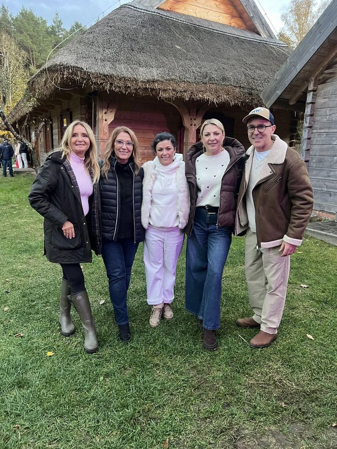 Beata Mazurek z PiS balowała na weselu Cichopek i Kurzajewskiego. Była posłanka wyglądała jak milion dolarów!