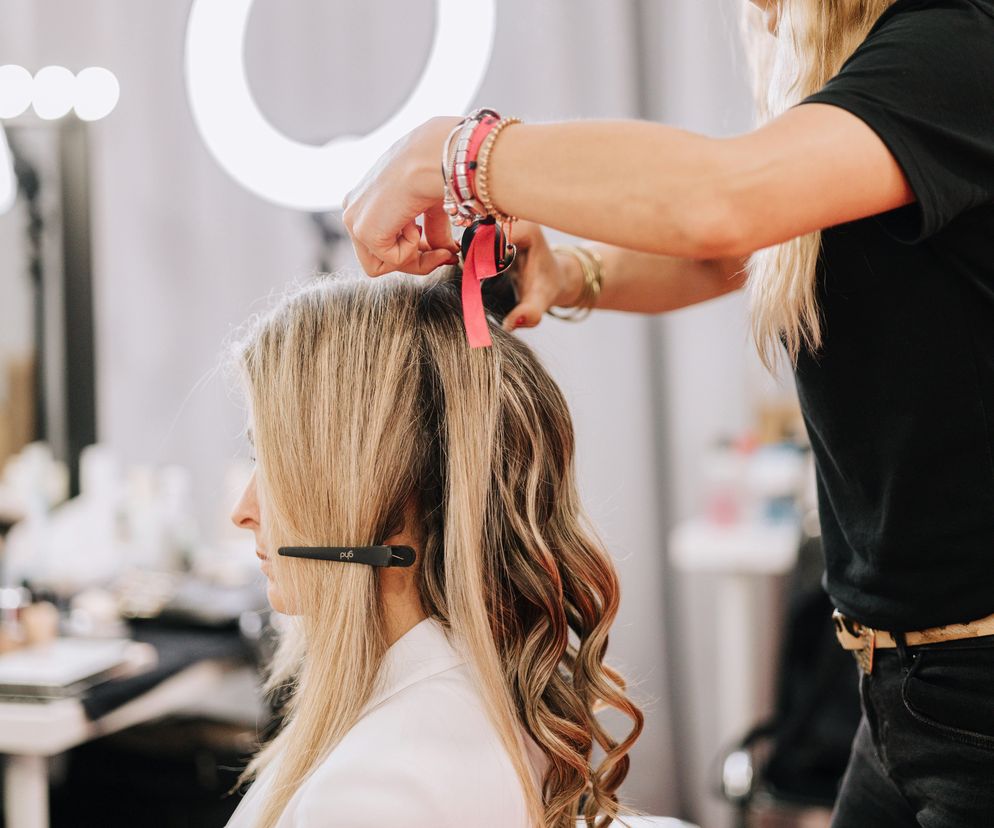 Top 10 salonów fryzjerskich w Łodzi. Te miejsca polecają mieszkańcy 