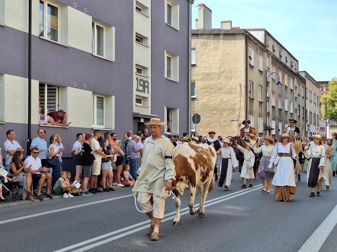 Gwarki 2024 w Tarnowskich Górach. Ulicami miasta przeszedł Pochód Gwarkowski