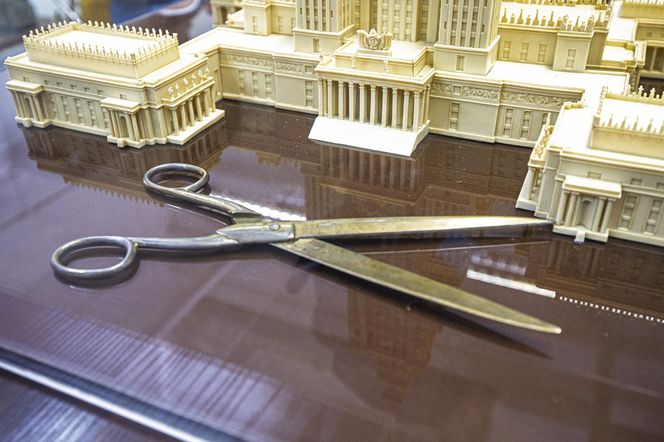 Pamiątki z Pałacu Kultury i Nauki. Historia budynku w przedmiotach 