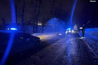 Skandal w Mikołowie. Pijana jak bela 45-latka jechała zasypanym audi bez lusterka. Wydmuchała... 3 promile!