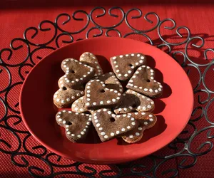 Czekoladowe serduszka z orzechami. Super ciasteczka na walentynki