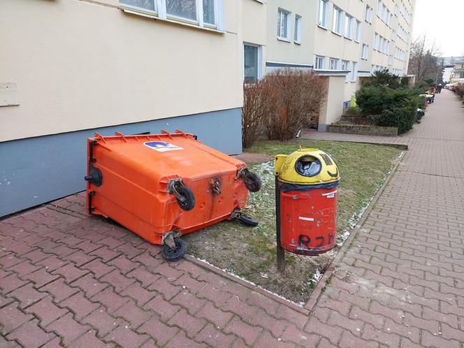 Problem z odbiorem śmieci na Czechowie