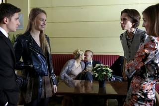 M jak miłość, odc. 1512: Lilka (Monika Mielnicka), Mateusz (Krystian Domagała), Ewa (Jowita Chwałek), Mikołaj (Jan Prznowski), Ala (Alicja Ostolska)