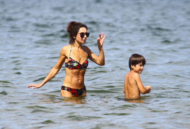 Marta Kaczyńska nad Bałykiem niczym grecka bogini!