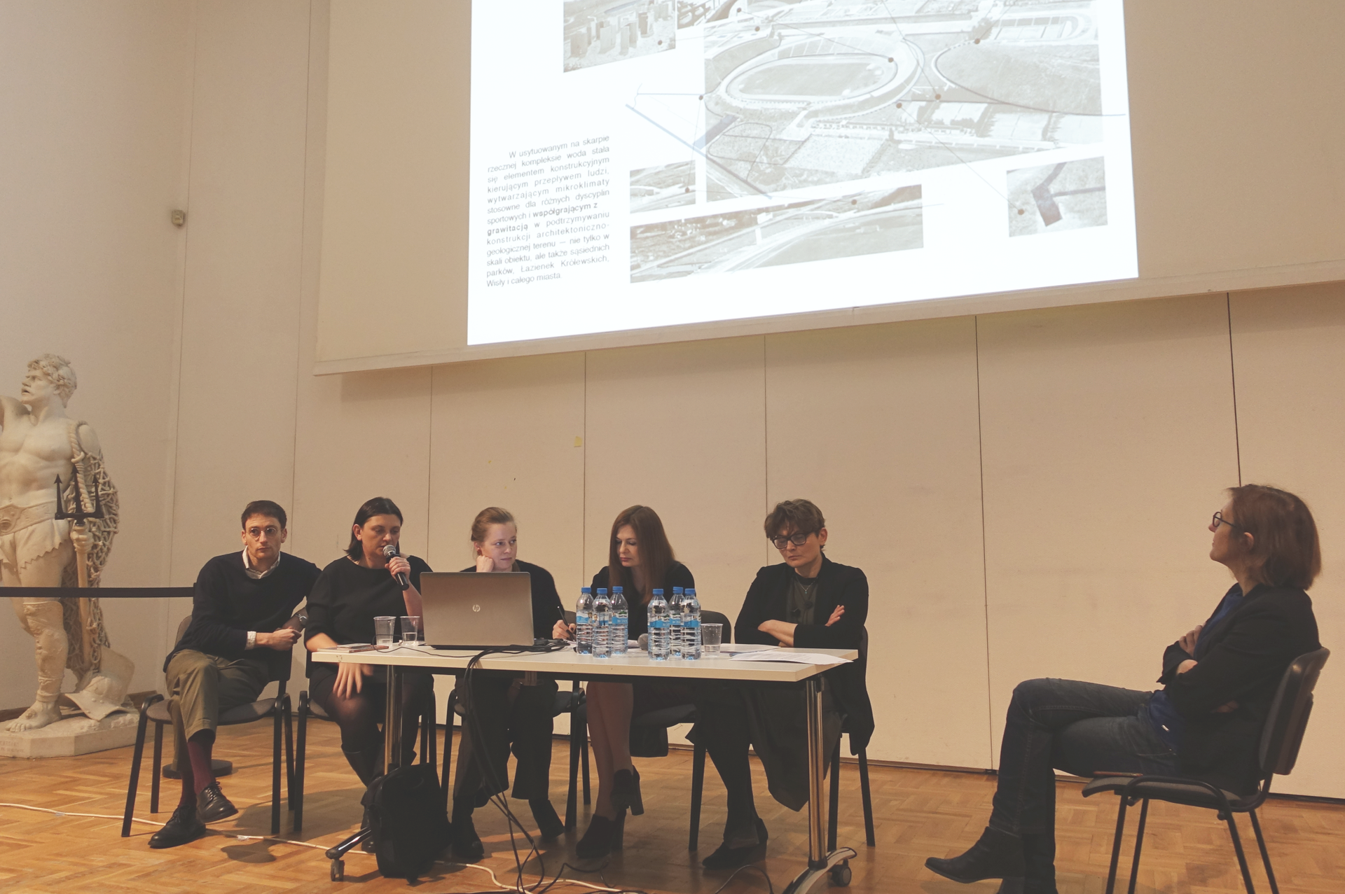 Spotkanie pawilon polski biennale 2018