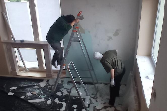 Kobiety z Ukrainy remontują