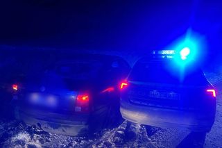 Szaleńczy rajd pijaka. Pędził zdezelowanym volkswagenem po S5, przez kilka godzin uciekał policji