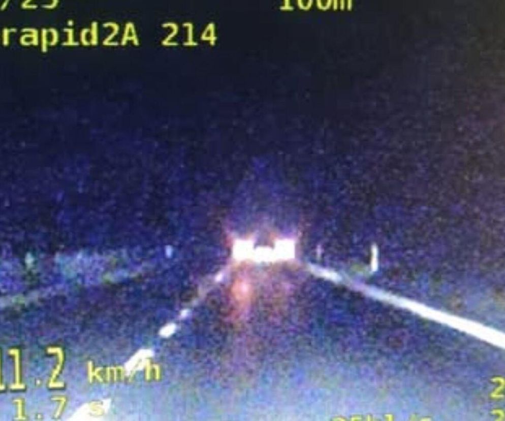 Pędził ponad 200 km/h pod Lesznem. Stracił prawo jazdy