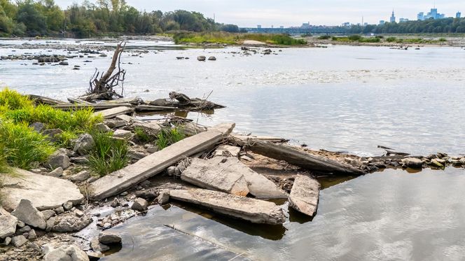 Wisła w Warszawie 27 sierpnia 2025 rano