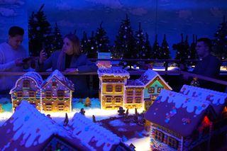 Miasto z Piernika we Wrocławiu już otwarte! Byliśmy zobaczyć pachnącą wystawę w Kolejkowie 