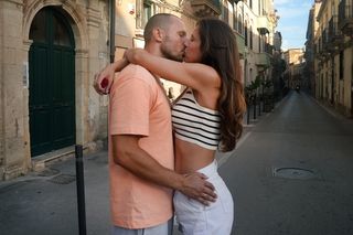 	Barwy szczęścia, odc. 3146. Regina (Kamila Kamińska), Franek (Mateusz Banasiuk)