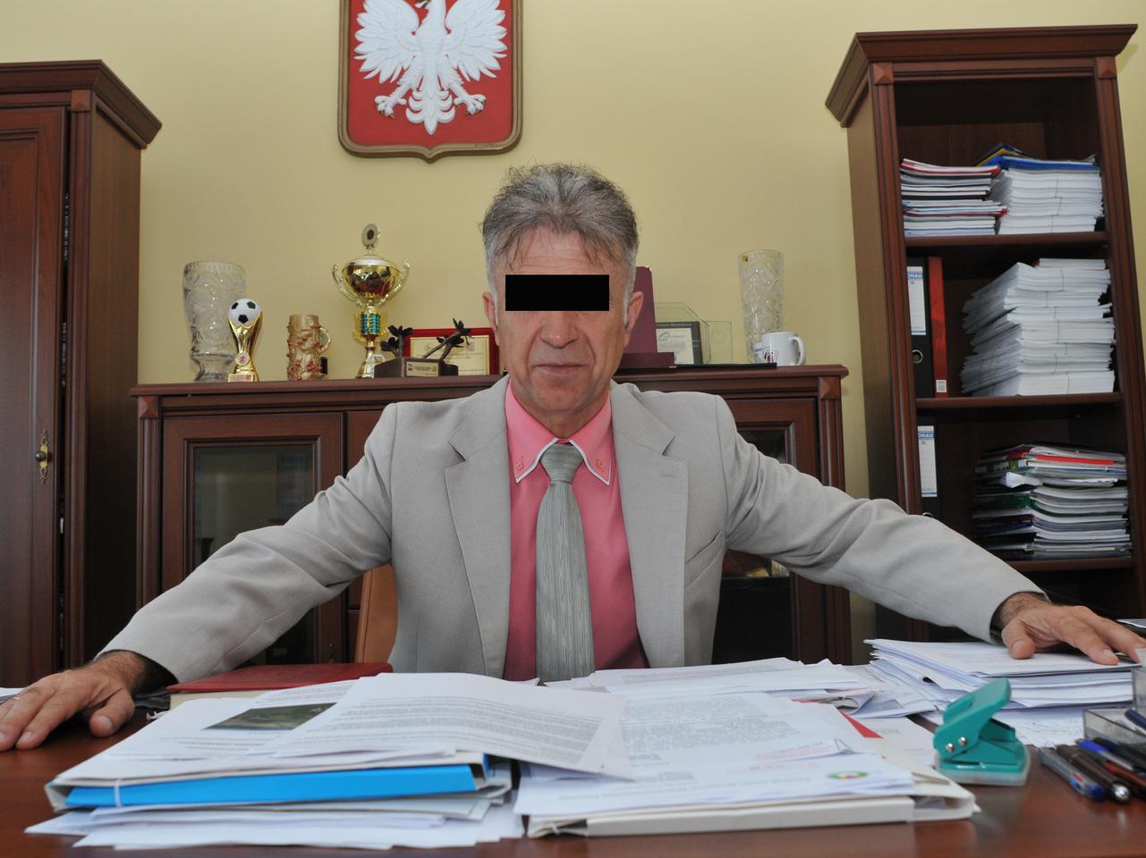 Zamknęli najbardziej zadłużonego wójta